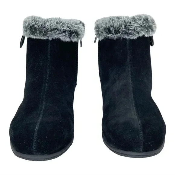 SoftWalk Helena Black Suede Leather Faux Fur Trim Womens Ankle Boots Size 7M - Picture 4 of 16